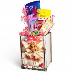 podaruk-kutia-rojden-den-momiche