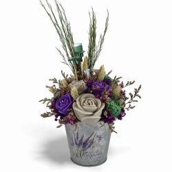 Букет от соеви свещи в метална кофичка